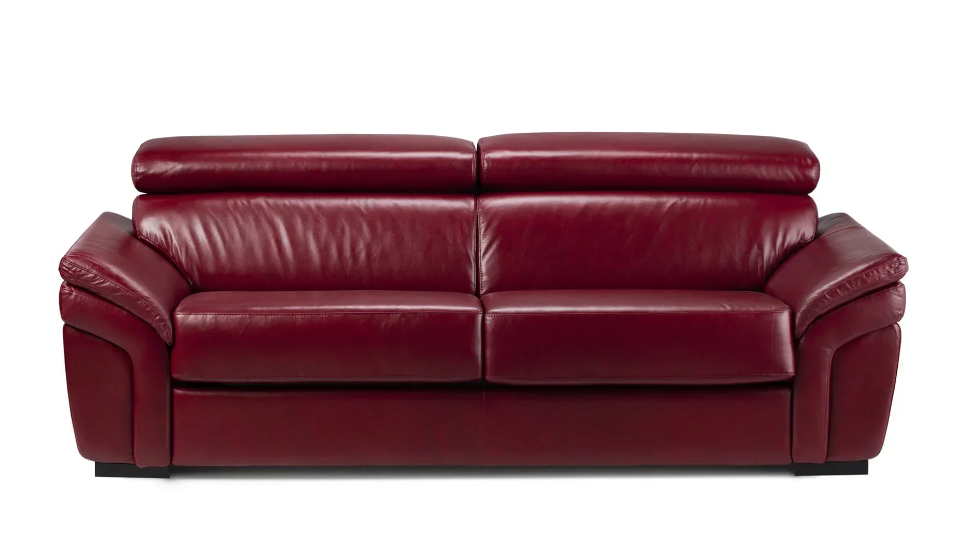 Crvena kožna sofa